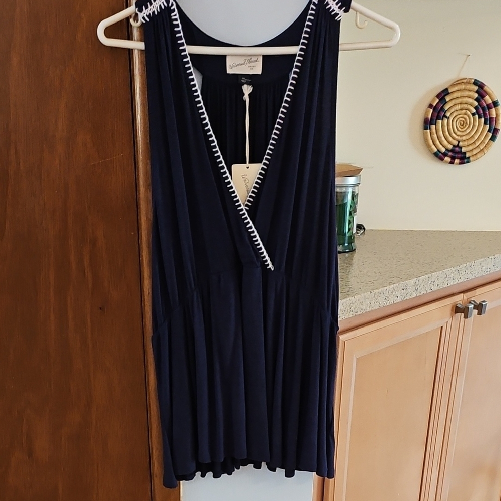 NWT Universal Thread Tank Tunic Wuth Crochet Detail